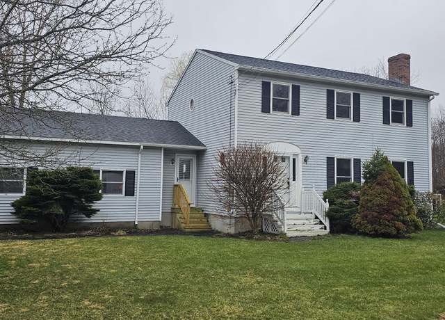 Property at 2 Lantern Ln, Waterville, ME 04901, 3 beds, 2.5 baths