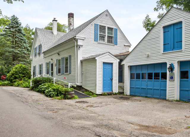 Property at 785 W Main St, Waldoboro, ME 04572, 5 beds, 2 baths
