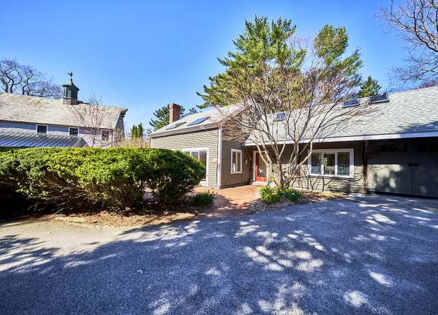 Property at 15 Brentwood Dr #4, Cumberland, ME 04110, 4 beds, 2.5 baths