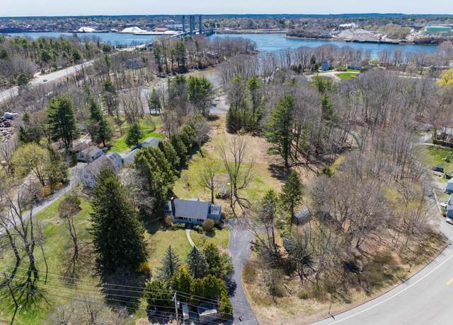 Property at 15 Dennett Rd, Kittery, ME 03904, 4 beds, 2 baths