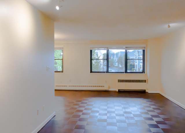 Property at 45 Eastern Promenade Unit 3K, Portland, ME 04101, 2 beds, 2 baths