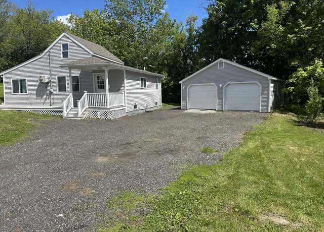 Property at 19 Eustis St, Lewiston, ME 04240, 3 beds, 1.5 baths