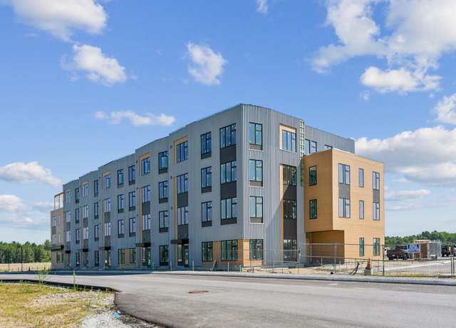 Property at 1 Cross St #211, Scarborough, ME 04074, 2 beds, 2 baths