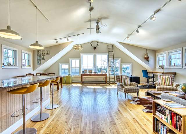 Property at 68 Main St #3, Stonington, ME 04681, 2 beds, 2 baths