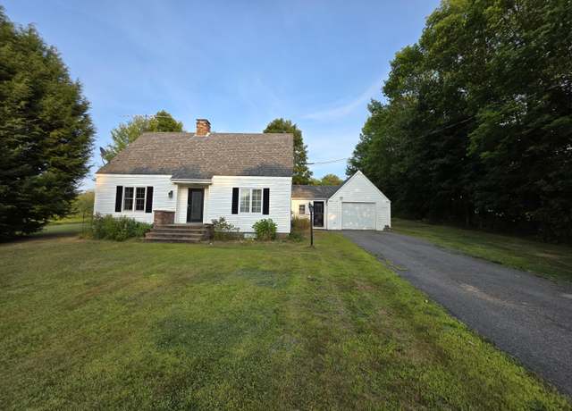 Property at 357 Main St, Lincoln, ME 04457, 3 beds, 1.5 baths