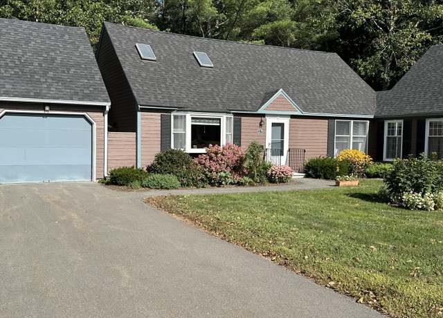 Property at 37 Cortland Cir #37, Bangor, ME 04401, 3 beds, 2 baths