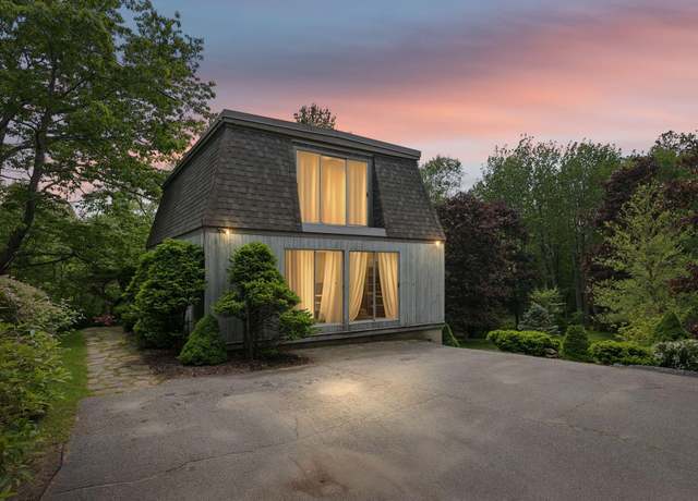 Property at 191 Mill St, Rockport, ME 04856, 3 beds, 1.5 baths