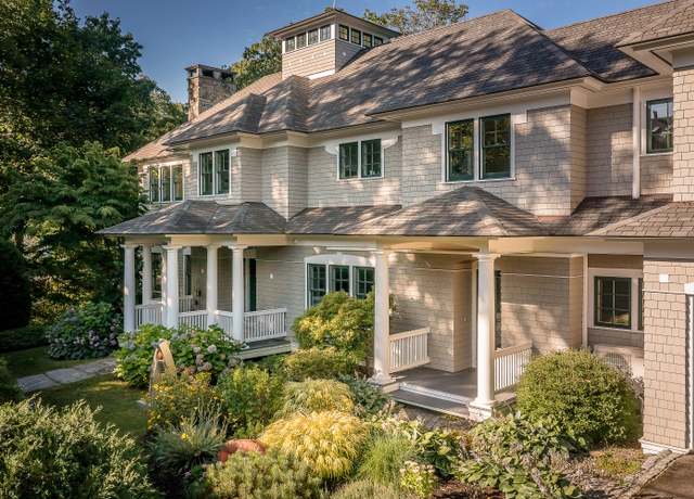 Property at 198 Beauchamp Point Rd, Rockport, ME 04856, 5 beds, 5 baths