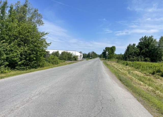 Property at 61 Industrial Park St, Pittsfield, ME 04967