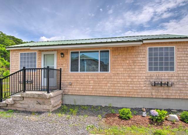 Property at 36 Shorebreezes Ln #36, Kennebunk, ME 04043, 1 bed, 1 bath