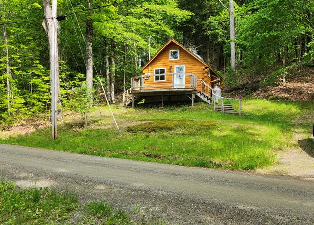 Property at 75 Snow Goose Ln, Dexter, ME 04930, 1 bed, 1 bath