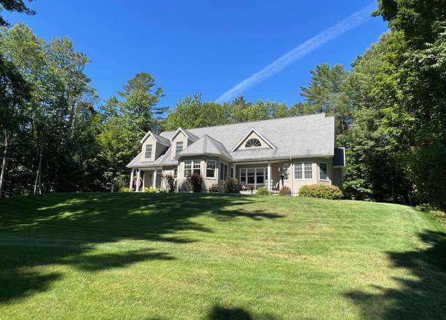 Property at 59 Shore Rd, Dexter, ME 04930, 3 beds, 2.5 baths