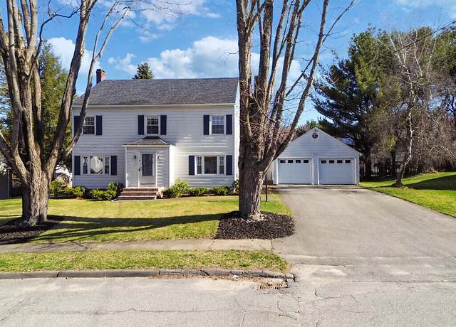 Property at 41 Johnson Hts, Waterville, ME 04901, 3 beds, 1.5 baths