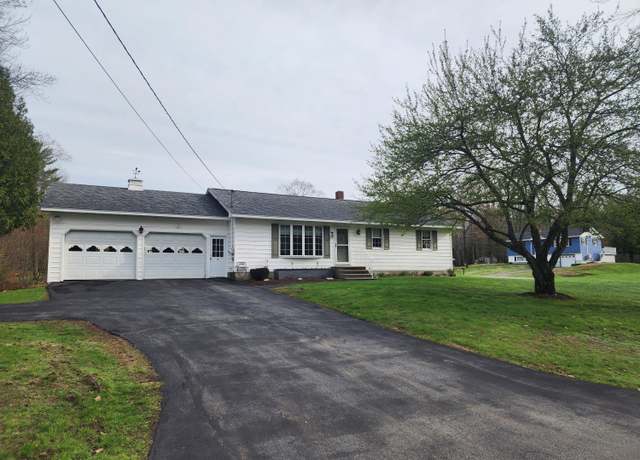 Property at 10 Forest Cir, Jay, ME 04239, 3 beds, 1 bath