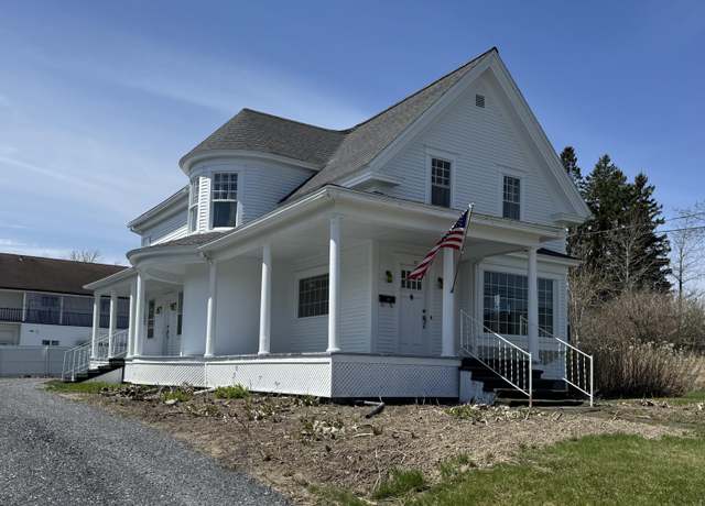 Property at 33 Main St, Van Buren, ME 04785, 5 beds, 1.5 baths