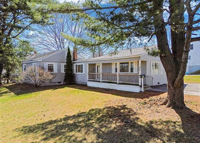 Property at 10 Field St, Bangor, ME 04401, 3 beds, 1 bath