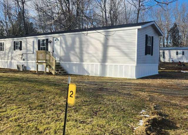 Property at 2 Center Rd, Searsport, ME 04974, 3 beds, 1 bath