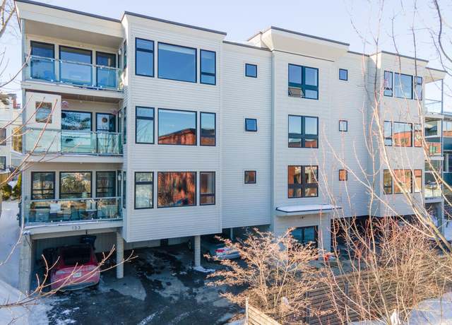 Property at 133 York St Unit 1A, Portland, ME 04101, 2 beds, 1 bath