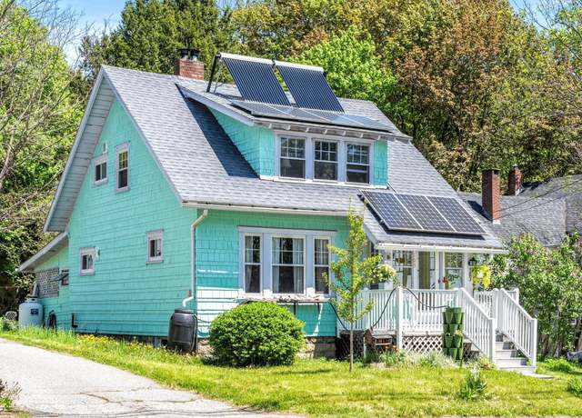 Property at 103 Green St, Augusta, ME 04330, 3 beds, 1 bath