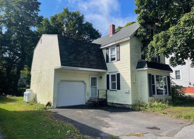 Property at 62 Bedford St, Bath, ME 04530, 2 beds, 1 bath