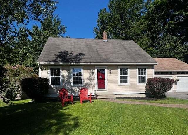 Property at 192 Milton St, Portland, ME 04103, 3 beds, 1.5 baths