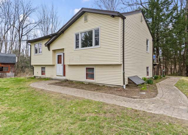 Property at 21 Mill Rd, North Yarmouth, ME 04097, 2 beds, 1 bath