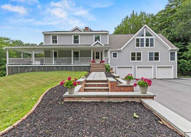Property at 319 Harris Rd, Cumberland, ME 04021, 5 beds, 4.5 baths