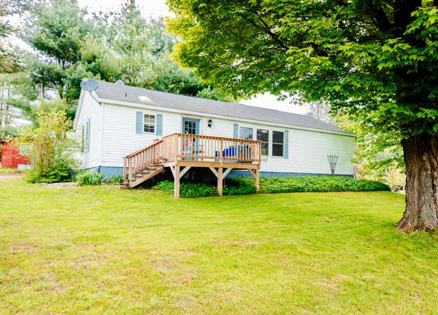 Property at 103 Twin Birches Ln, Farmington, ME 04938, 2 beds, 2 baths
