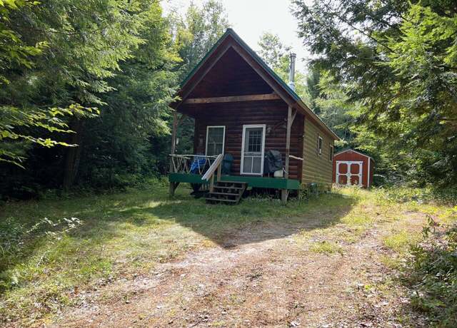 Property at 106 Woods Ln, Rumford, ME 04276, 1 bed, 1 bath