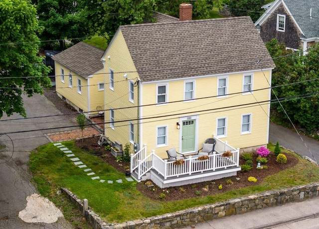 Property at 281 York St, York, ME 03909, 3 beds, 3 baths