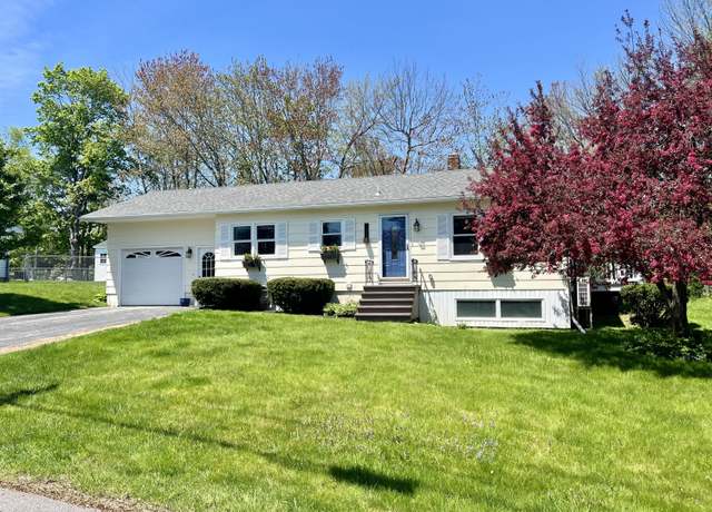 Property at 8 Valley St, Lewiston, ME 04240, 2 beds, 1 bath