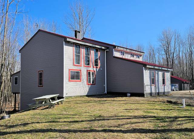 Property at 657 Mount Ephraim Rd, Searsport, ME 04974, 3 beds, 2.5 baths