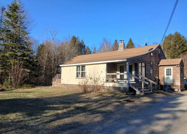 Property at 88 Savery Rd, Searsport, ME 04974, 3 beds, 1 bath