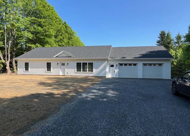 Property at 128 Main Street Hl, Dexter, ME 04930, 3 beds, 2 baths