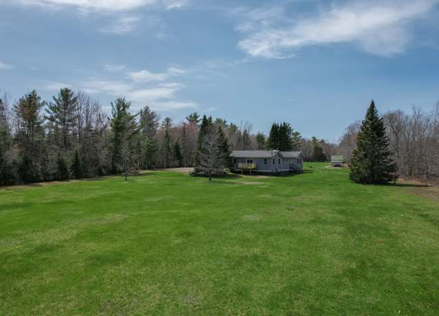 Property at 105 Burleigh Rd, Stetson, ME 04488, 3 beds, 2.5 baths