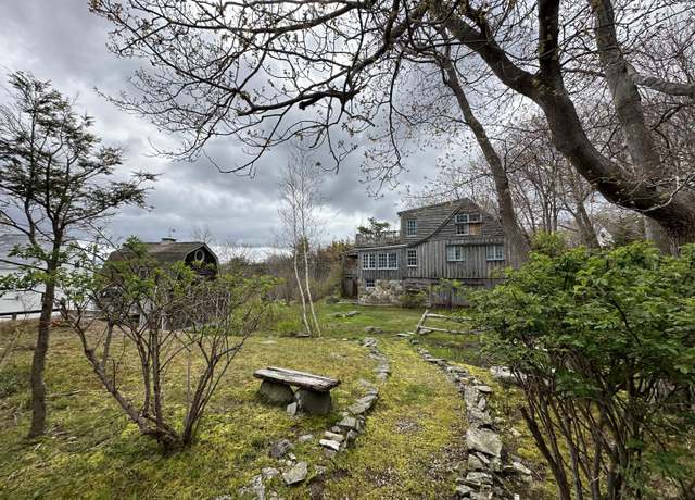 Property at 41 Circuit Rd, York, ME 03902, 4 beds, 2 baths