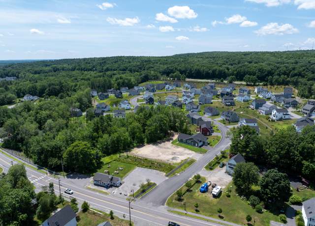 Property at 6-8 Bluebird Trl, Falmouth, ME 04105