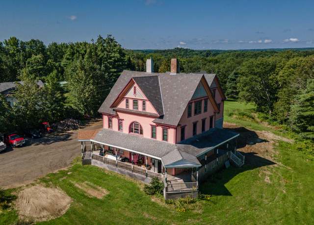 Property at 1135 E Pittston Rd, Pittston, ME 04345, 8 beds, 4 baths