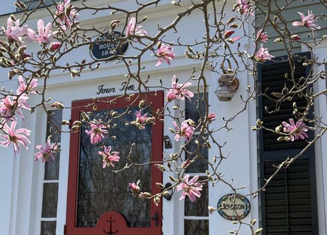 Property at 410 Washington St, Bath, ME 04530, 2 beds, 2 baths