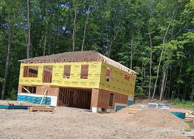Property at 13-9B Bakerstown Rd, Poland, ME 04274, 3 beds, 2 baths
