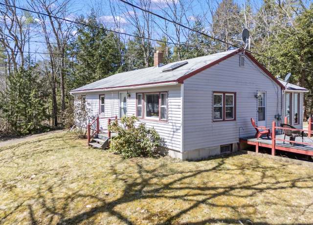 Property at 45 Songo School Rd, Naples, ME 04055, 3 beds, 1 bath