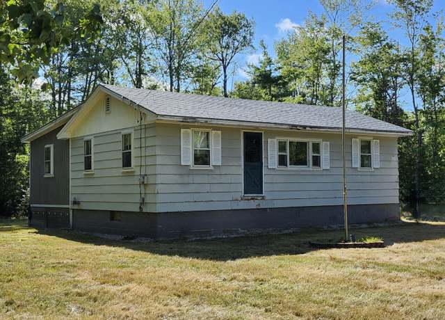 Property at 52 Long Hill Rd, Orrington, ME 04474, 3 beds, 2 baths