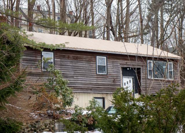 Property at 193 2nd St, Auburn, ME 04210, 3 beds, 1 bath