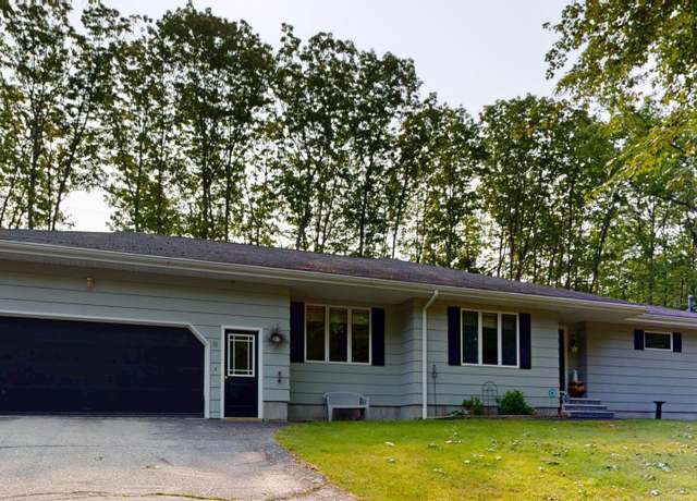 Property at 76 Parkview Ave, Livermore Falls, ME 04254, 2 beds, 1 bath
