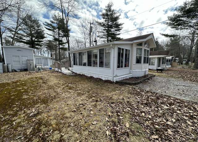 Property at 150 Chapel Rd #11, Wells, ME 04090, 1 bed, 1 bath