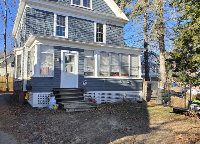 Property at 32 Sewall St, Augusta, ME 04330, 3 beds, 1.5 baths