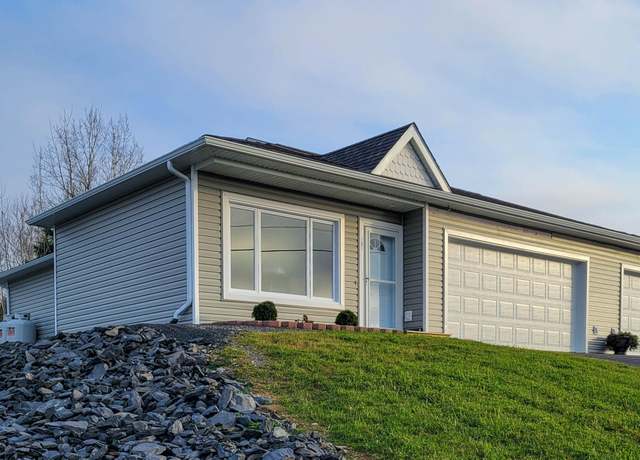Property at 320 19th Ave #101, Madawaska, ME 04756, 2 beds, 1.5 baths