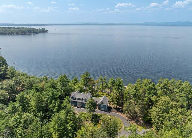 Property at 361 Cape Rd, Raymond, ME 04071, 5 beds, 5 baths