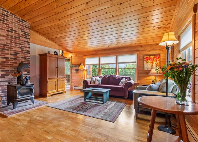 Property at 62 Antler Way, Rangeley, ME 04970, 3 beds, 1.5 baths