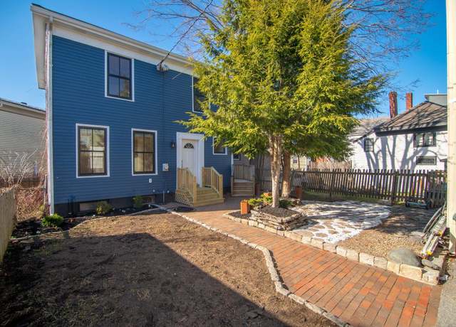 Property at 29A Pine St, Portland, ME 04102, 3 beds, 1.5 baths